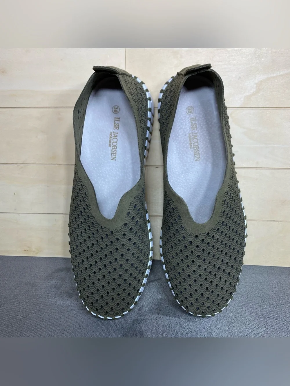 Ilse Jacobsen Tulip Platforms Olive Green Women's Size 8 Shoes EU38 Slip-Ons